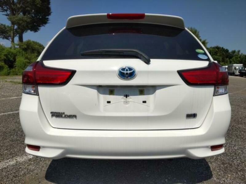 COROLLA FIELDER