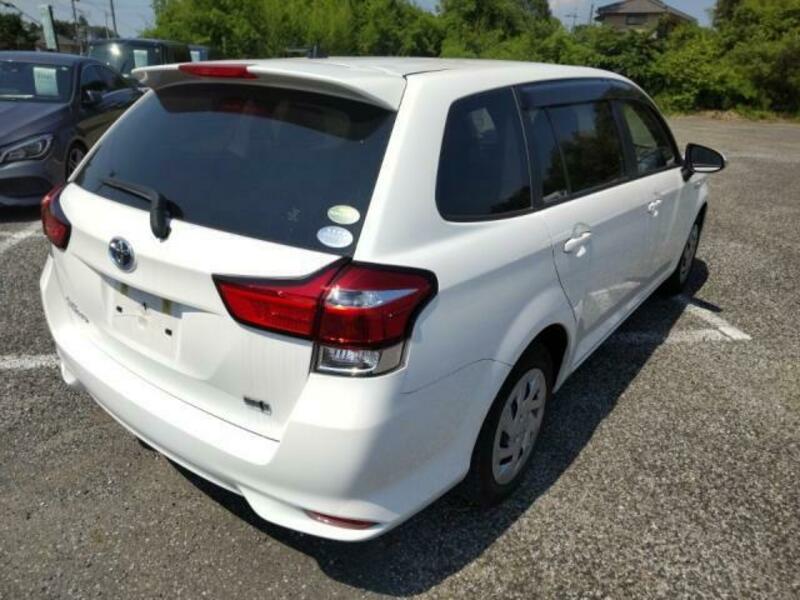 COROLLA FIELDER