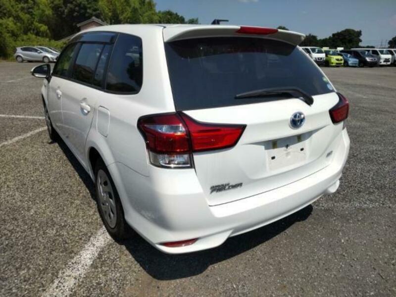 COROLLA FIELDER