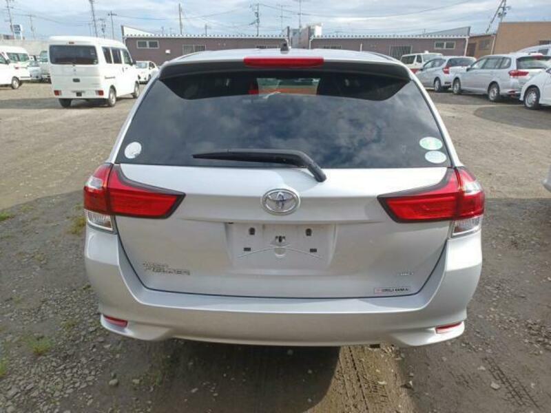 COROLLA FIELDER