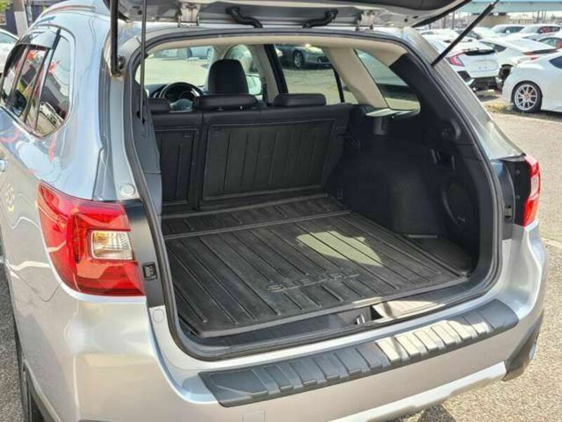 LEGACY OUTBACK