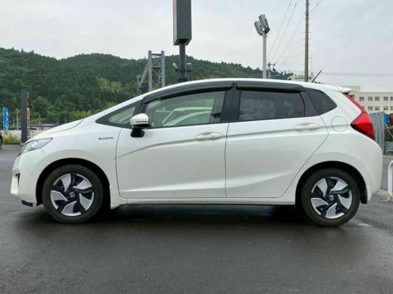 FIT HYBRID