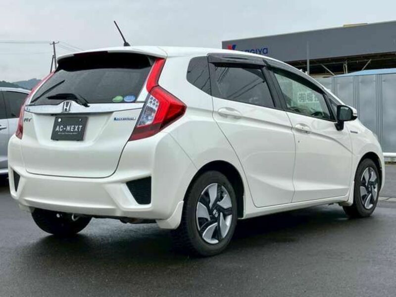 FIT HYBRID