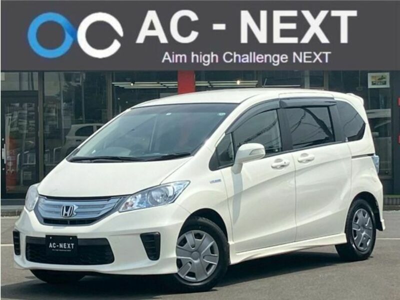 HONDA FREED HYBRID