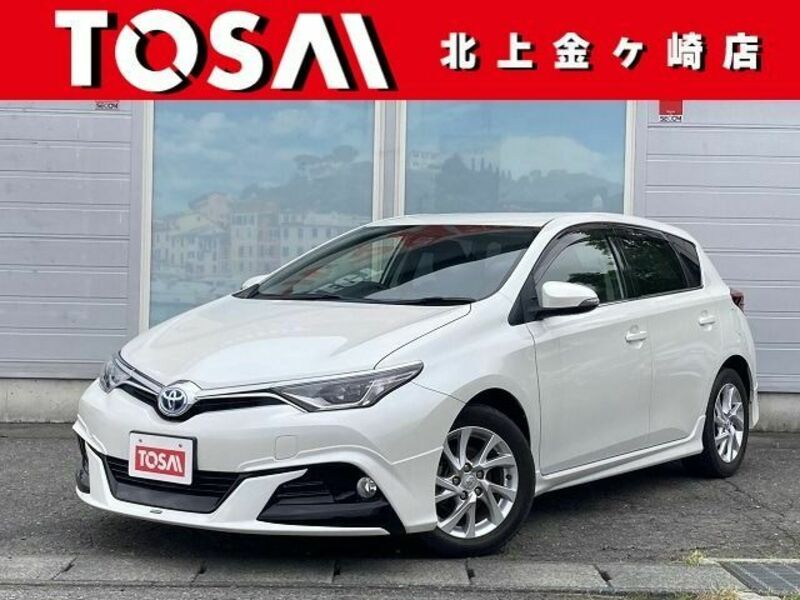 TOYOTA AURIS