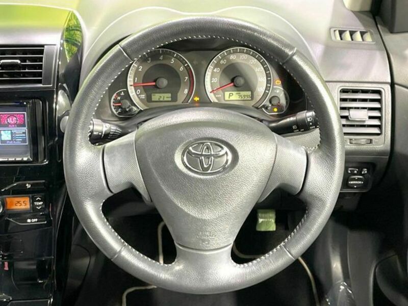 COROLLA FIELDER