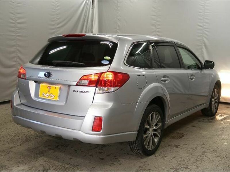 LEGACY OUTBACK