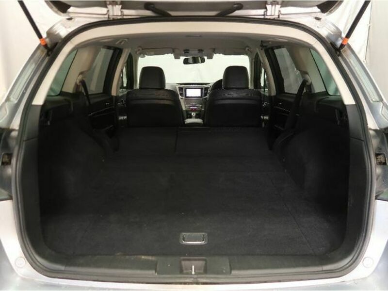 LEGACY OUTBACK