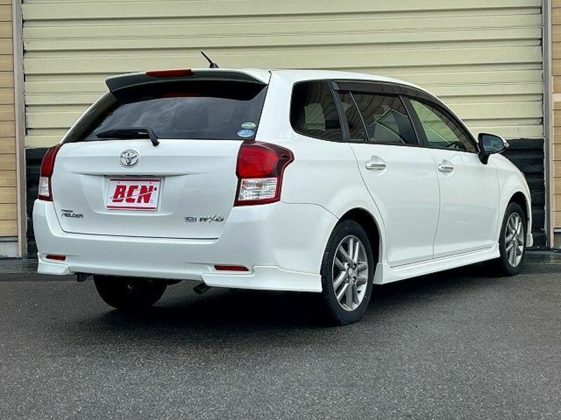 COROLLA FIELDER