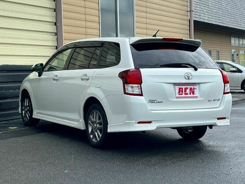 COROLLA FIELDER