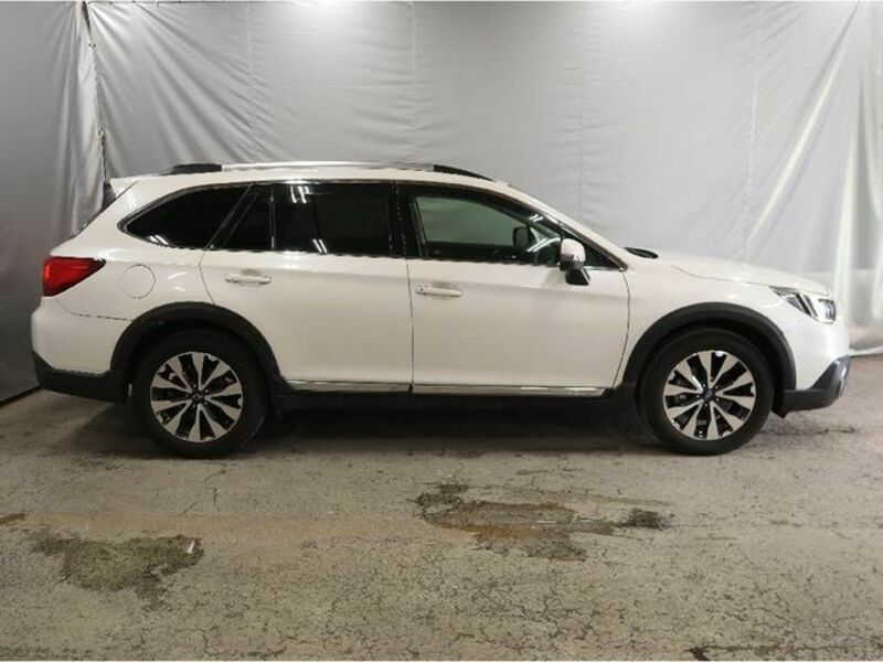 LEGACY OUTBACK