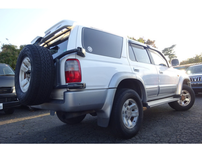 HILUX SURF