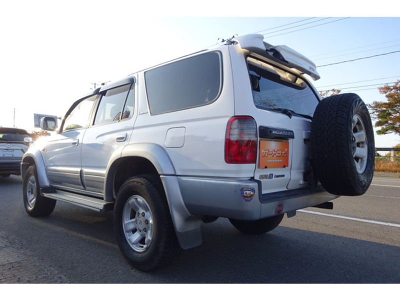 HILUX SURF