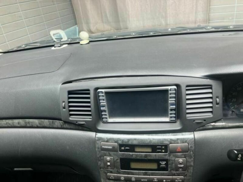 COROLLA FIELDER
