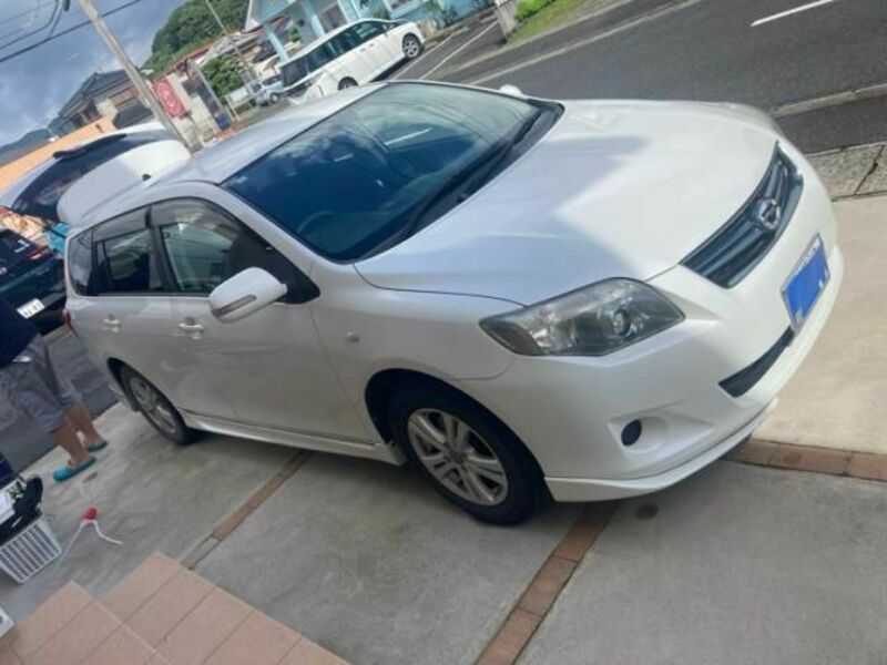 COROLLA FIELDER