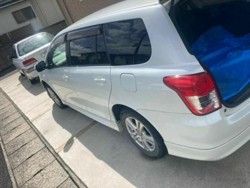 COROLLA FIELDER
