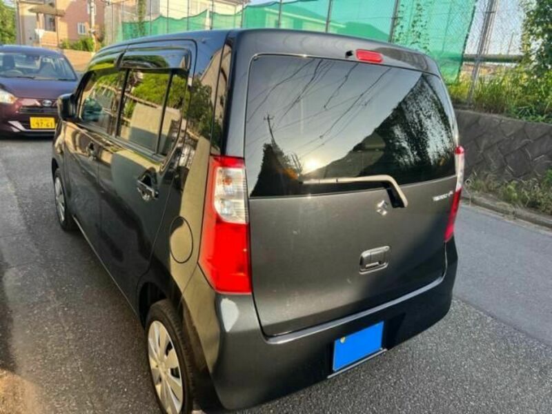 WAGON R