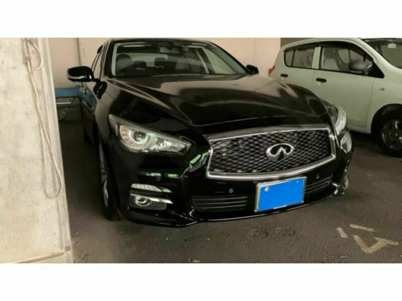NISSAN SKYLINE