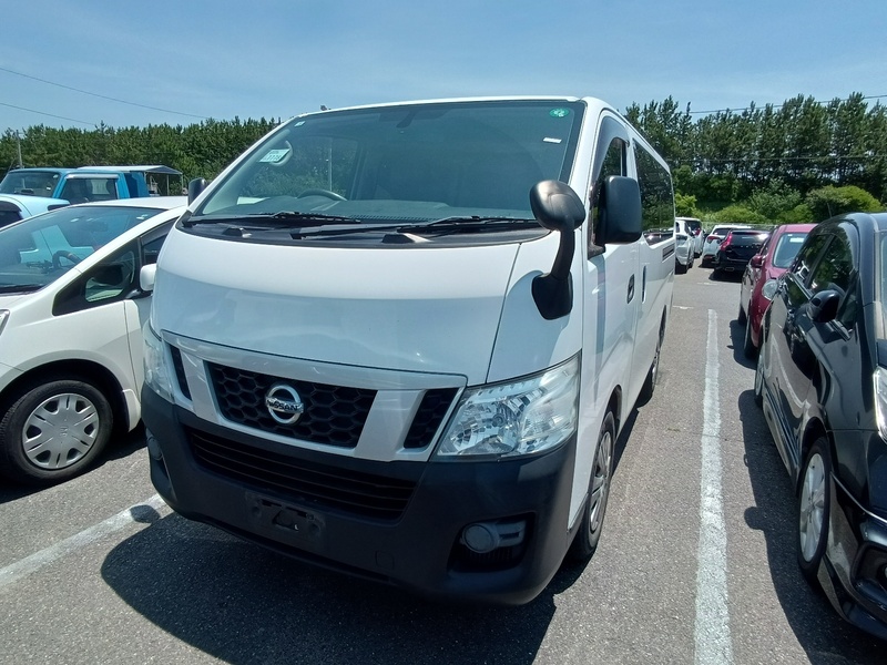 NISSAN NV350 CARAVAN