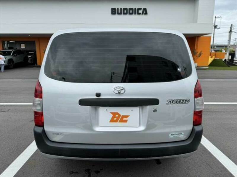 SUCCEED VAN