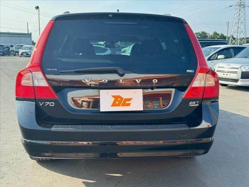 V70