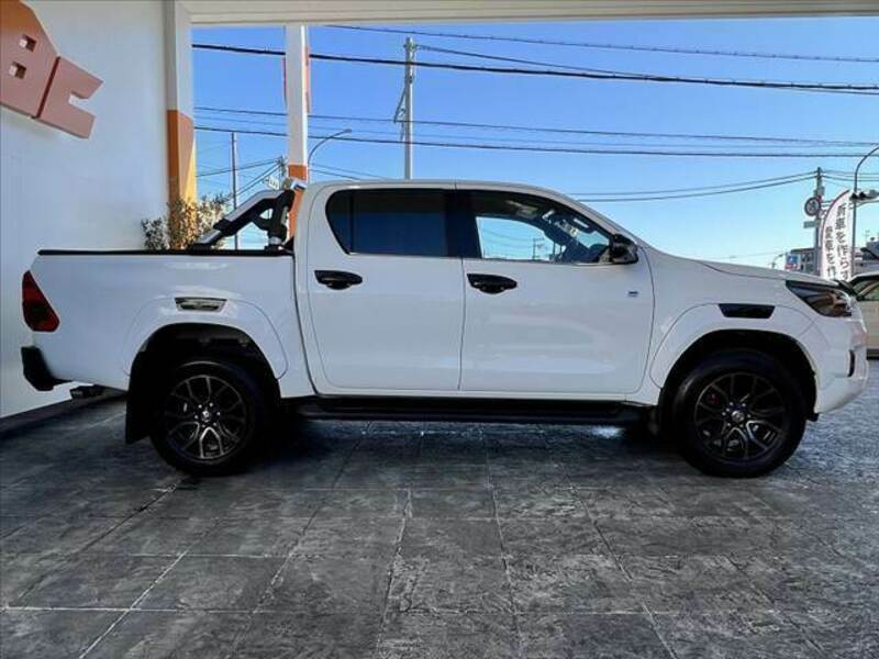 HILUX