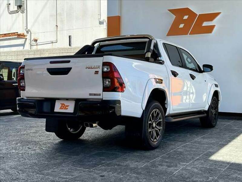 HILUX