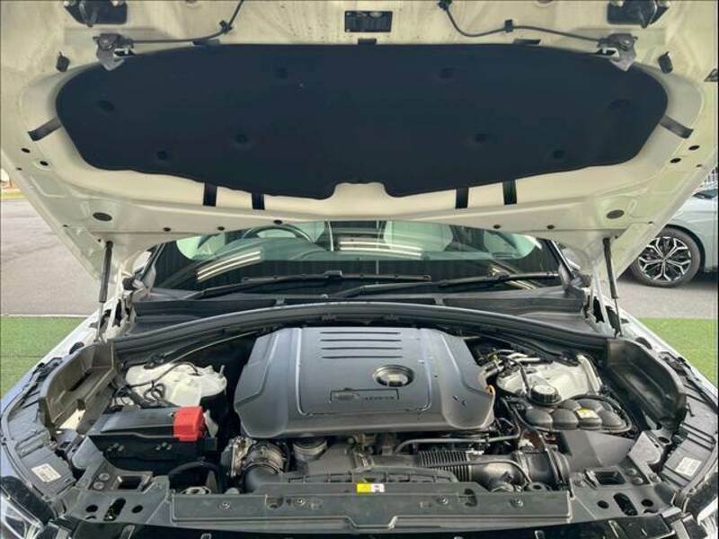 RANGE ROVER VELAR
