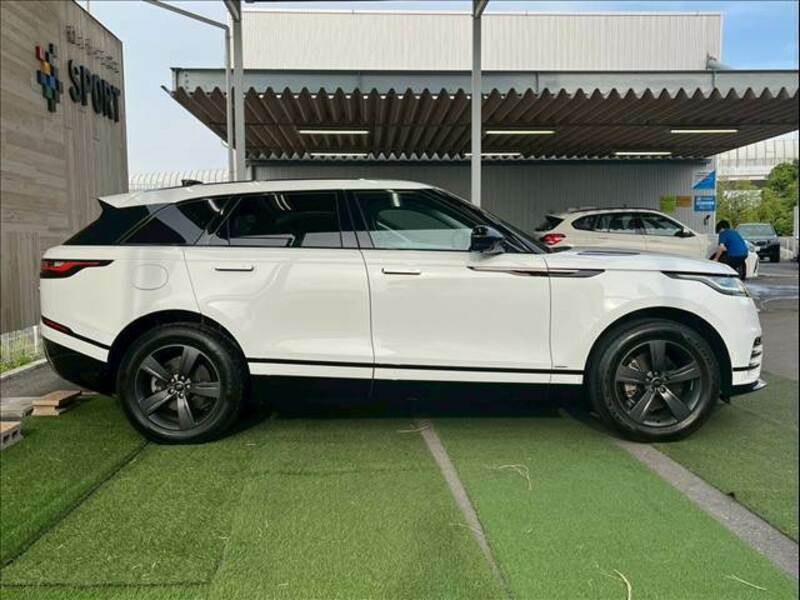 RANGE ROVER VELAR