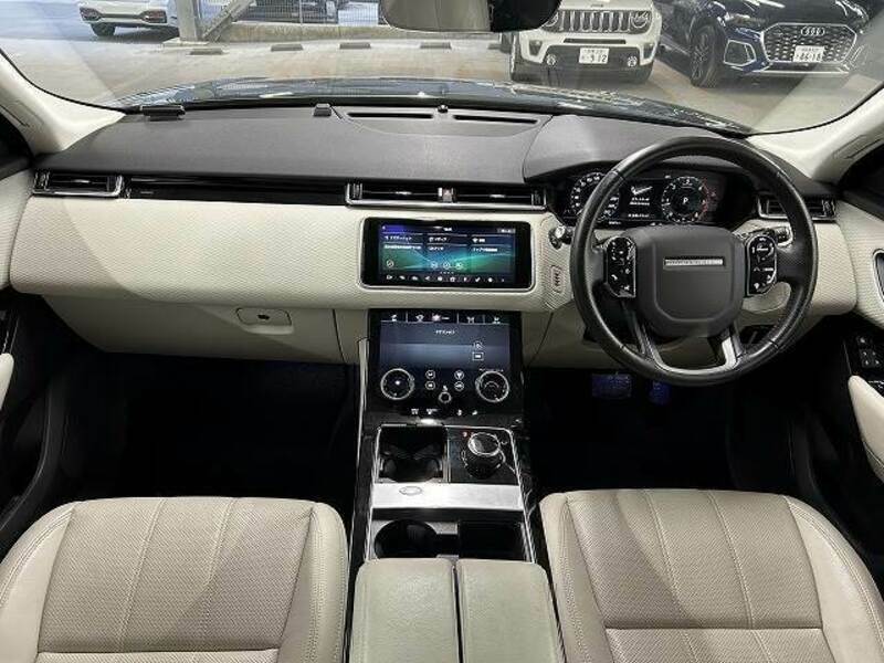 RANGE ROVER VELAR