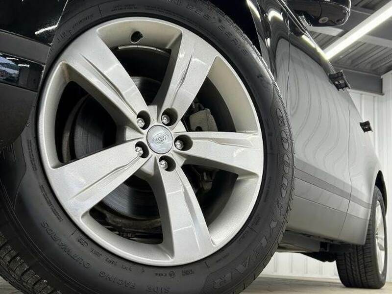 RANGE ROVER VELAR