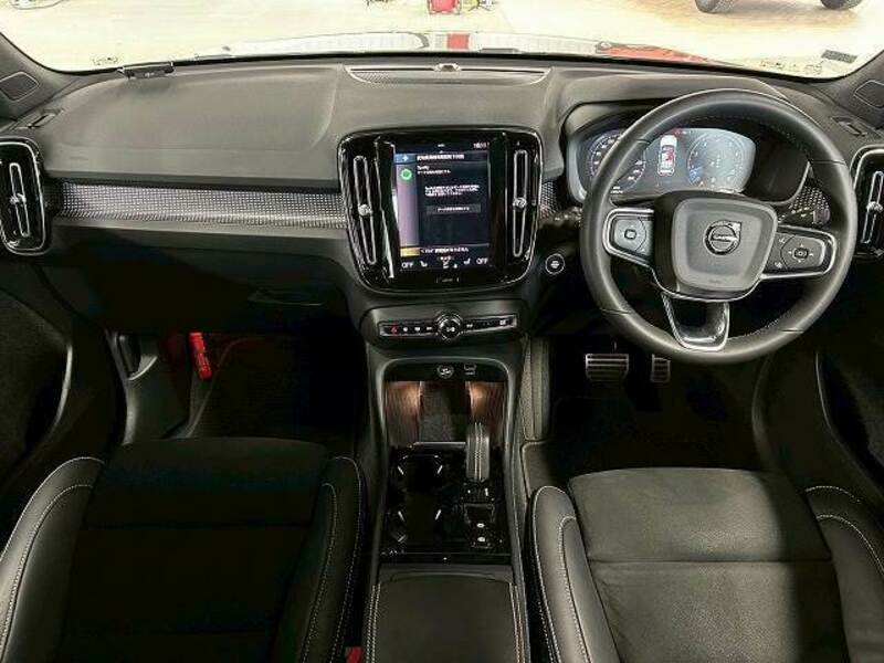XC40