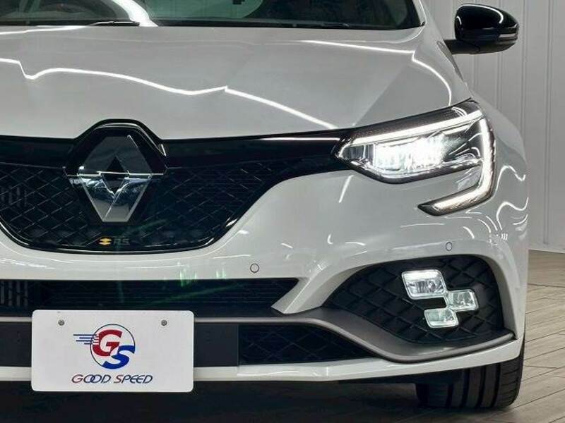 MEGANE