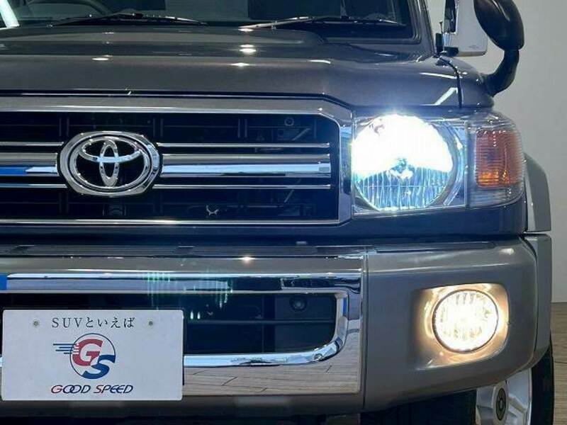 LAND CRUISER