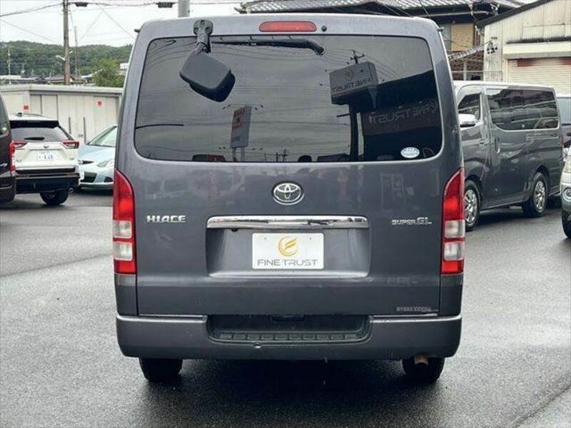 HIACE VAN