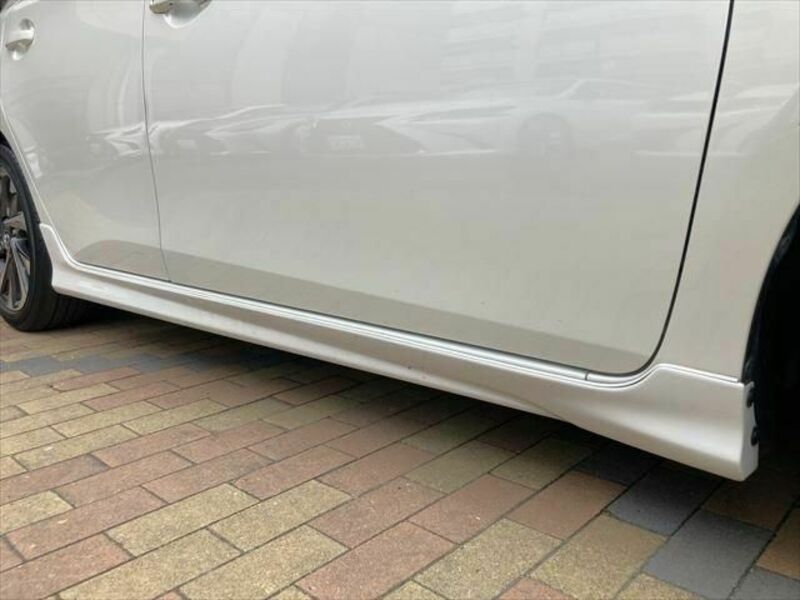 AURIS HYBRID