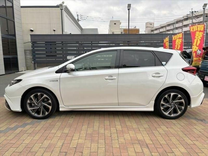 AURIS HYBRID