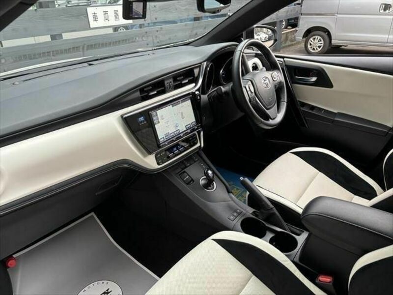 AURIS HYBRID