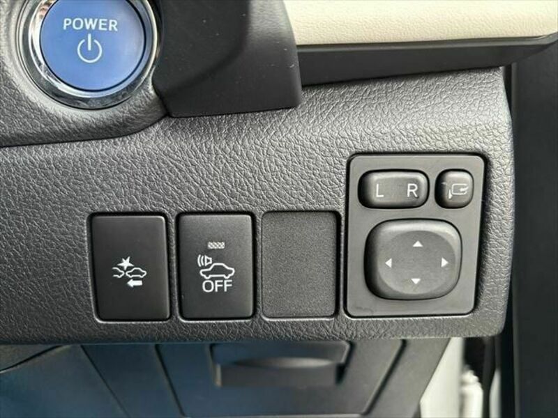 AURIS HYBRID