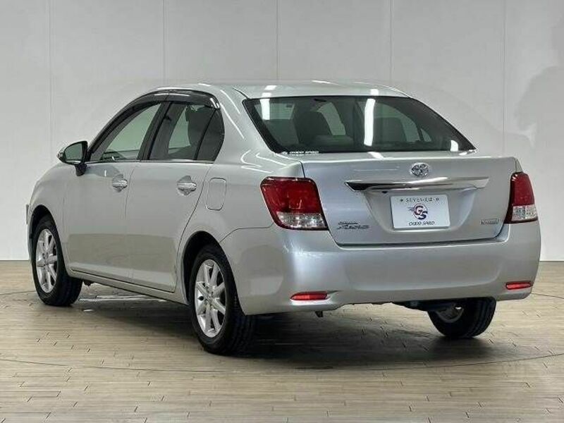 COROLLA AXIO