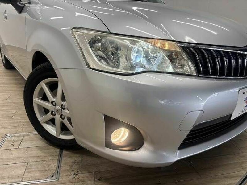 COROLLA AXIO