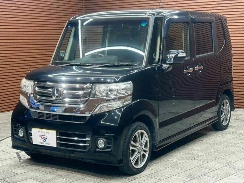 N BOX CUSTOM