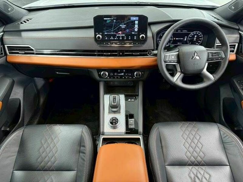 OUTLANDER PHEV