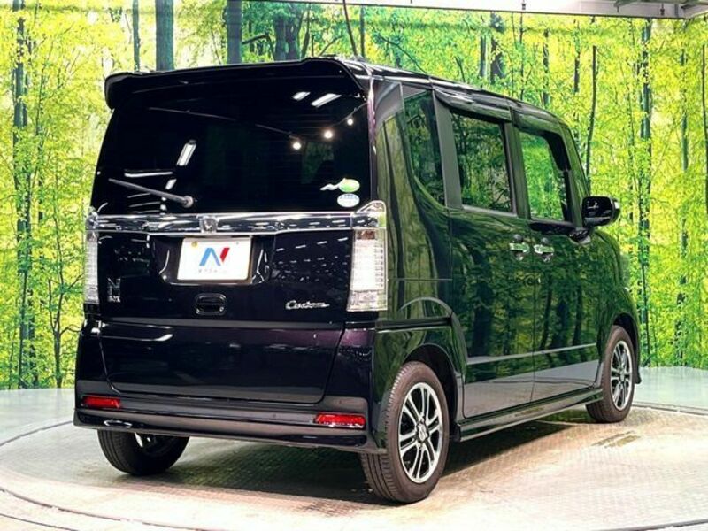 N BOX CUSTOM