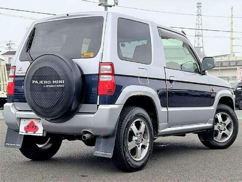 PAJERO MINI