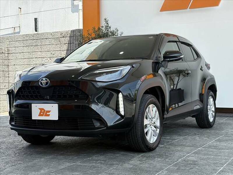 YARIS CROSS