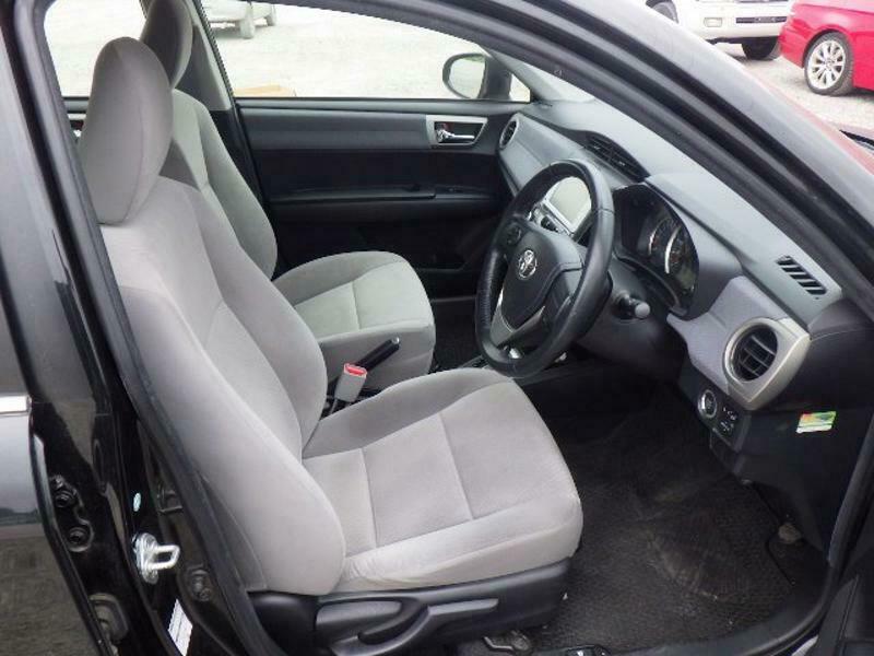 COROLLA AXIO