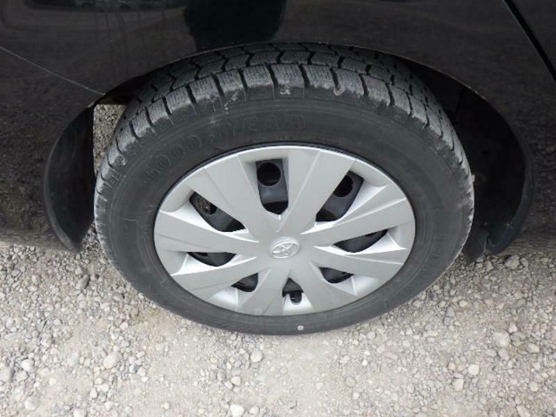 COROLLA AXIO