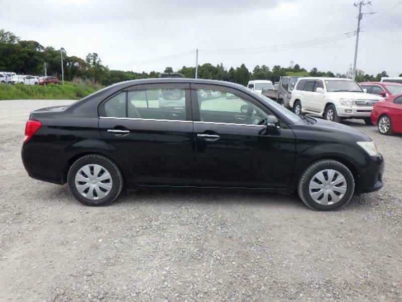 COROLLA AXIO