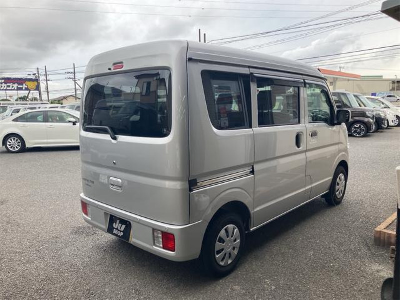 MINICAB VAN